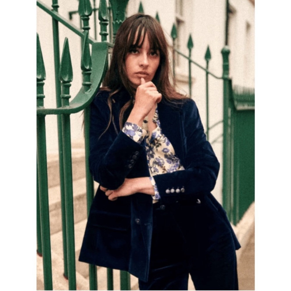 SEZANE NWT Blue & White Floral Printed Lightweight Silk Button Down Pierro Shirt - Picture 7 of 15